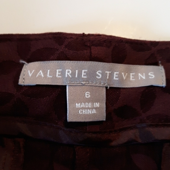 Valerie Steven's berry color size 6 - Picture 4 of 4